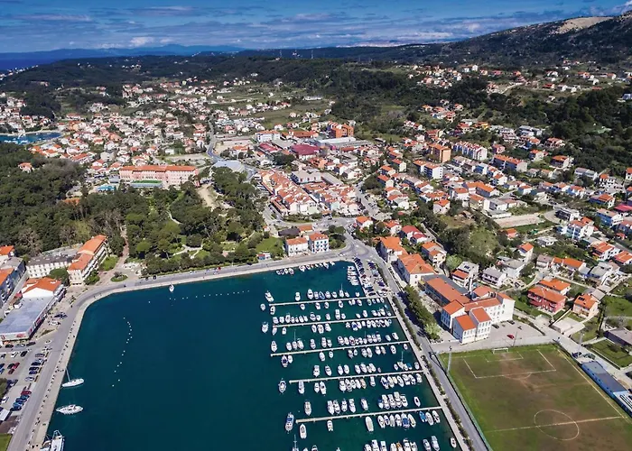 아파트 Beautiful In Barbat