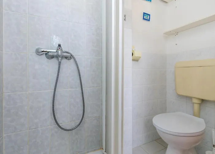 Beautiful In Barbat Apartment