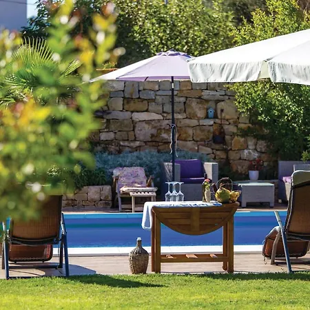 Apartament Beautiful In Barbat