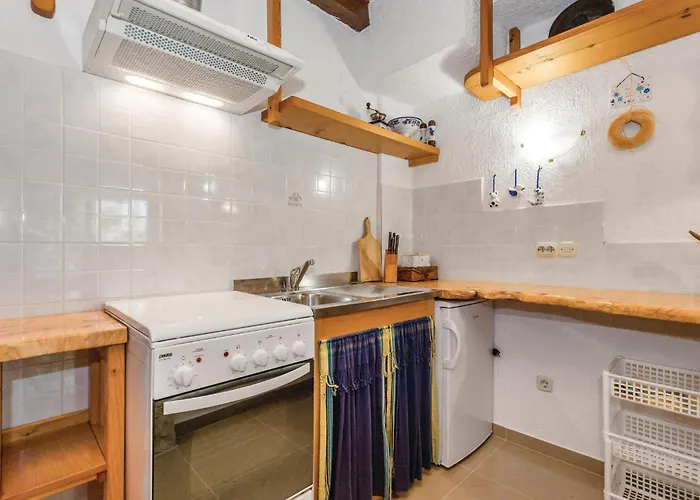 Apartment Beautiful In Barbat